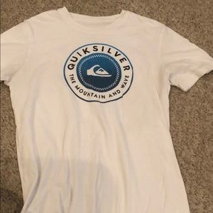 quiksilver t shirt